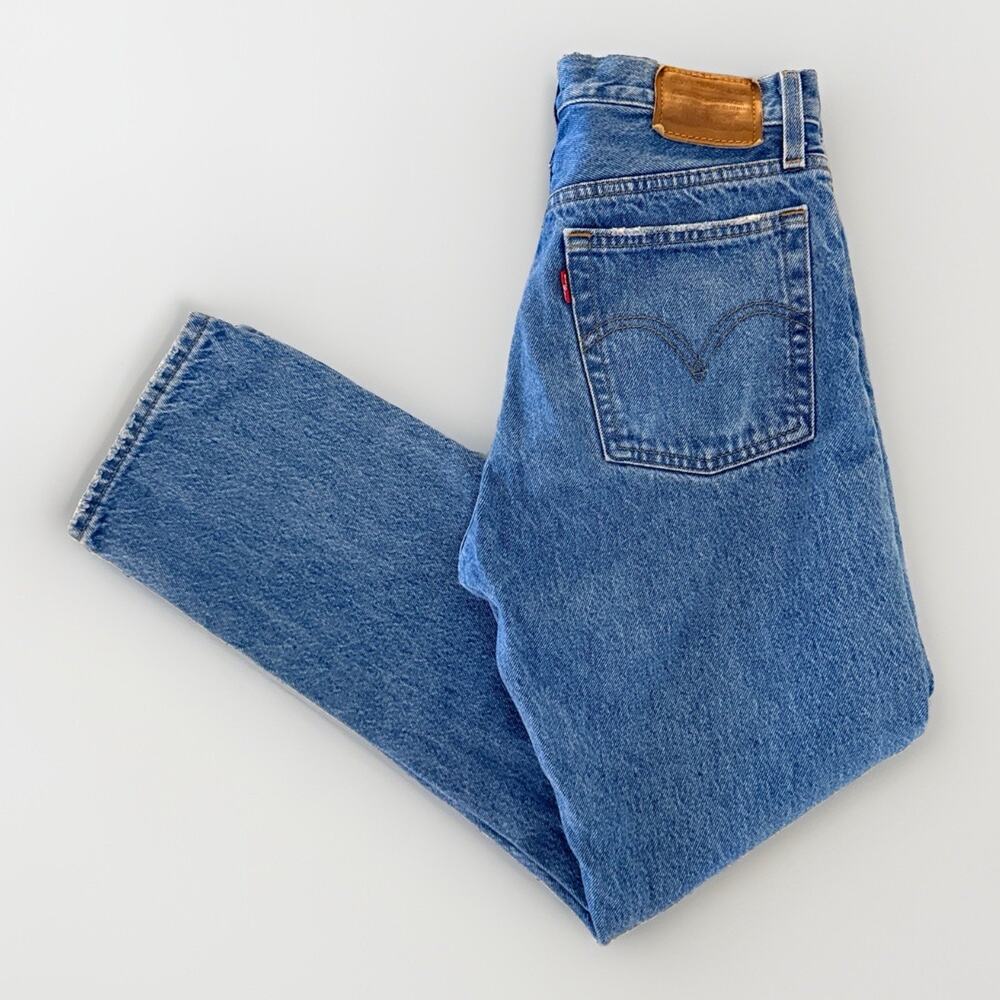 Levi’s Wedgie Straight Jeans Womens 26 Medium Wash 100% Cotton Big E 28